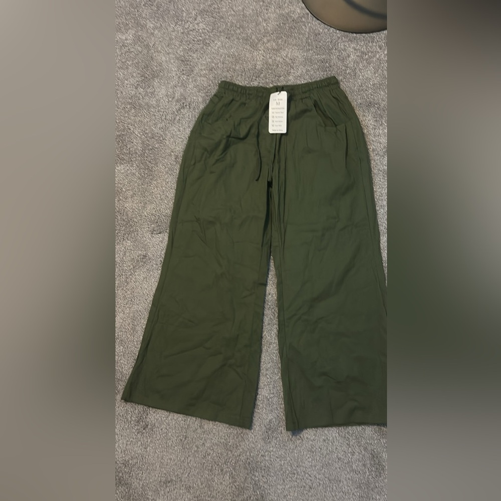 Green Wide-Leg Pants